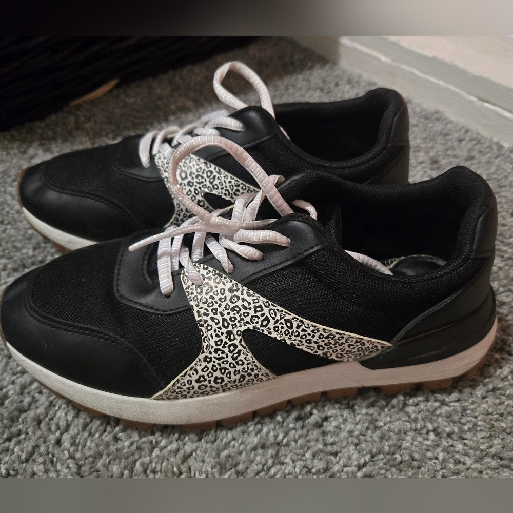 Rachel Zoe Black and White Leopard Sneakers
